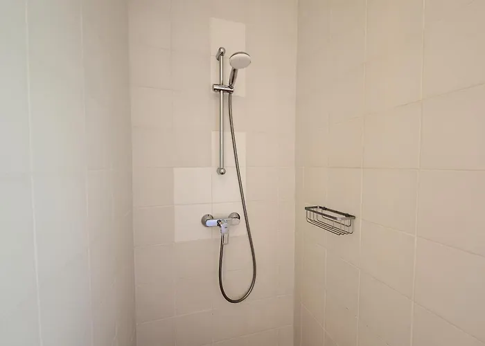 Sous Le Pin - Paisible Face Aux Iles Lavezzi Bonifacio