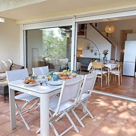 Villa Sous Le Pin - Paisible Face Aux Iles Lavezzi *