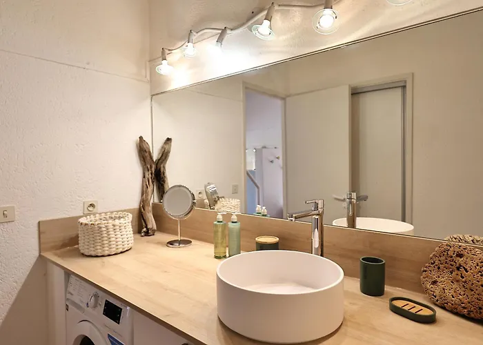 Sous Le Pin - Paisible Face Aux Iles Lavezzi Vila Bonifacio (Corsica)